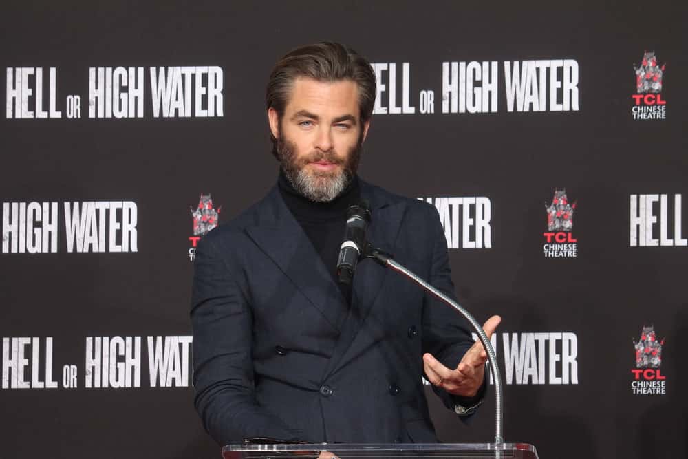Chris Pine at the Jeff Bridges Hand and Foot Print Ceremony