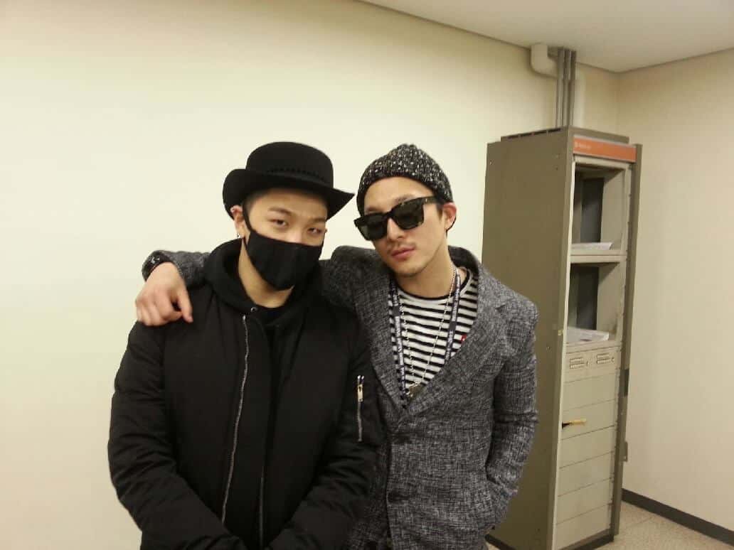 Bizarre Celebrity Encounters facts