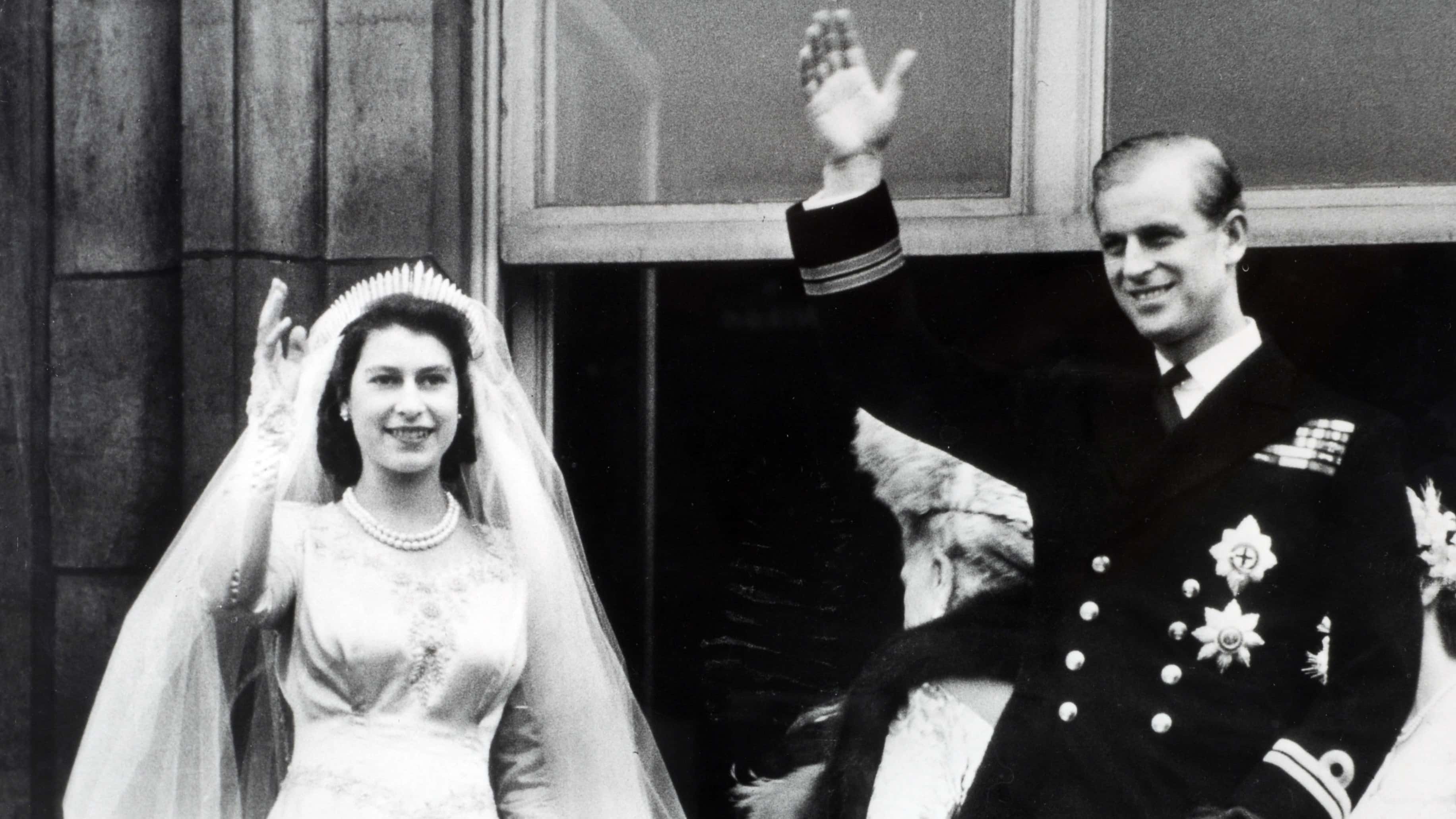 Кто умер в королевской семье. Свадьба Елизаветы 2 и принца Филиппа.