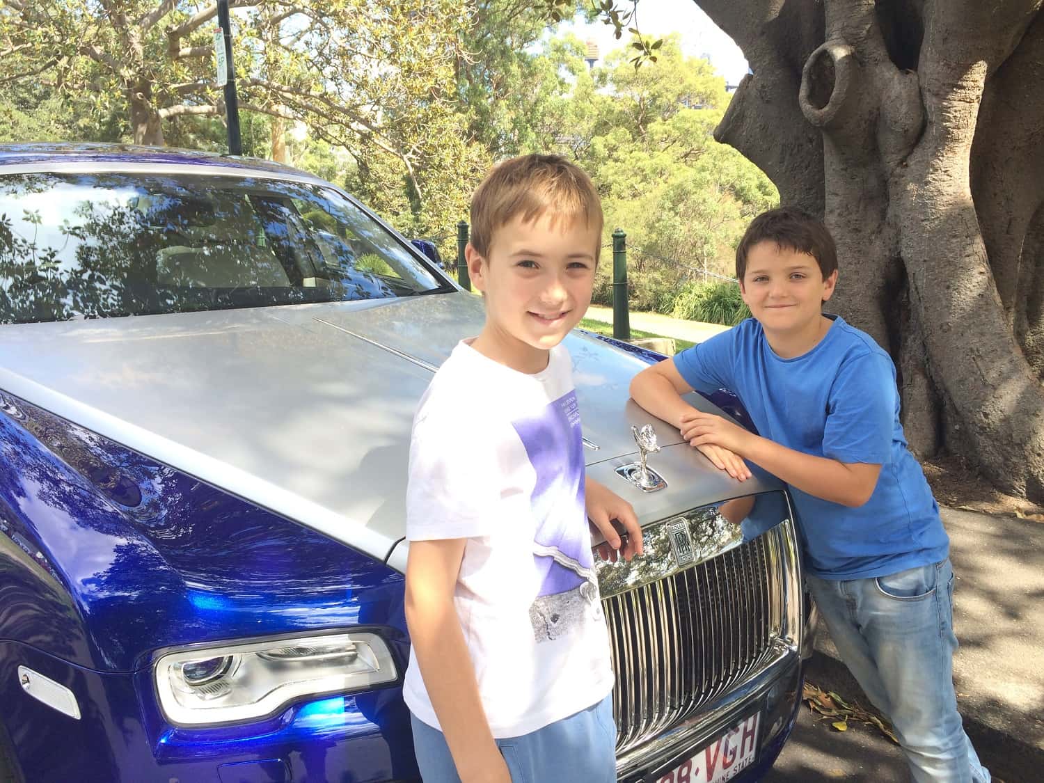 Bizarre Celebrity Encounters facts