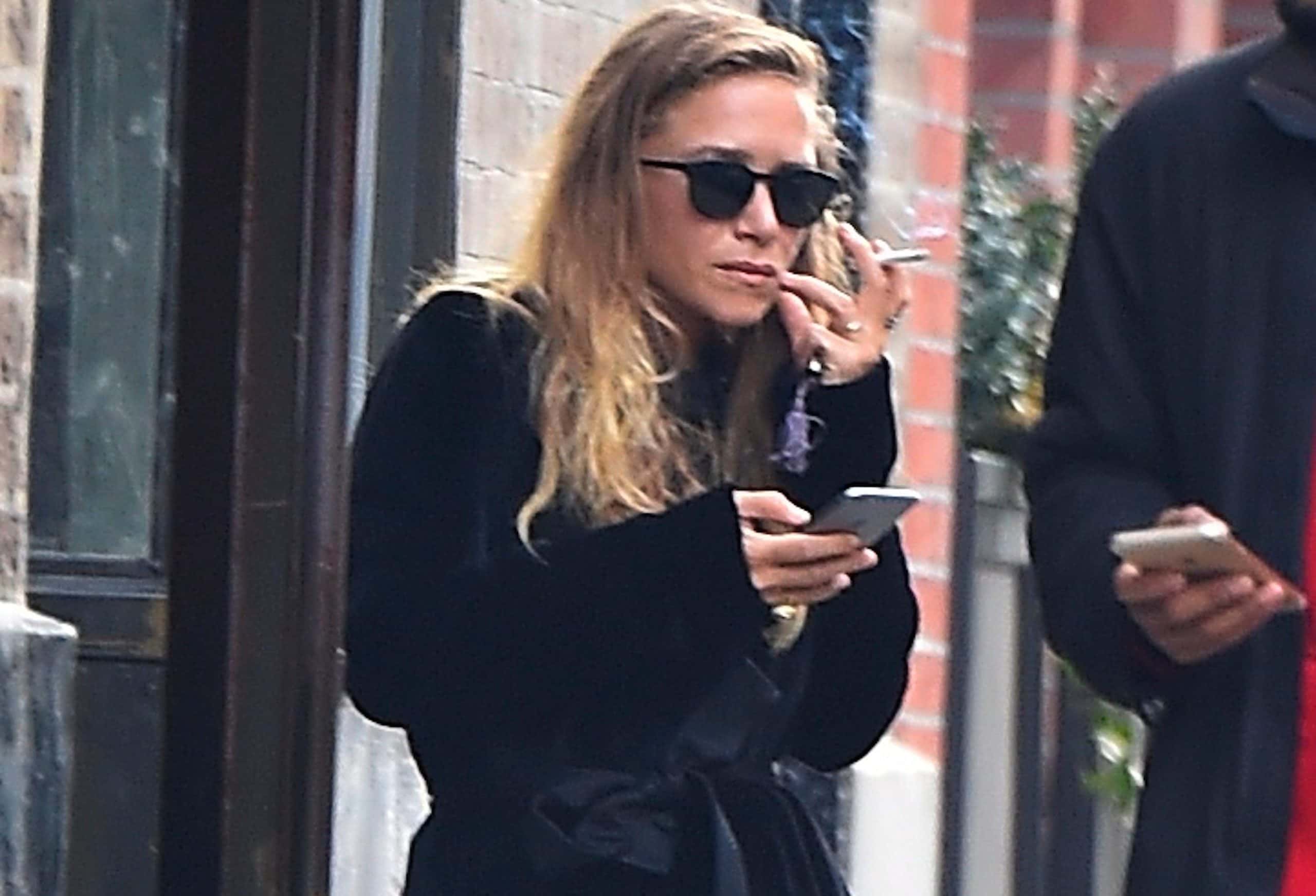 Mary-Kate And Ashley Olsen Twins Facts