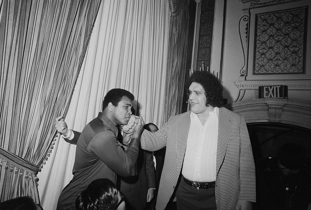  Andre the Giant meeting Muahmmad Ali on March 25th, 1976 
