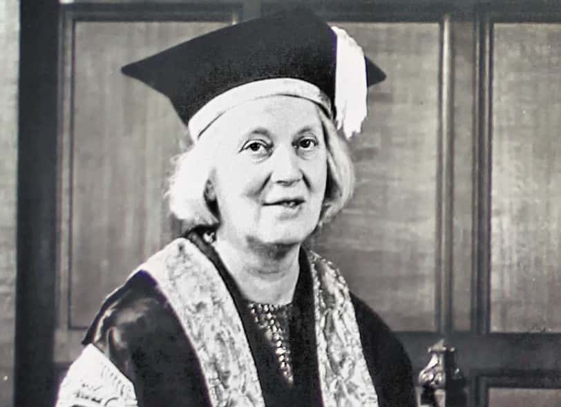 Women Who Influenced History  Facts