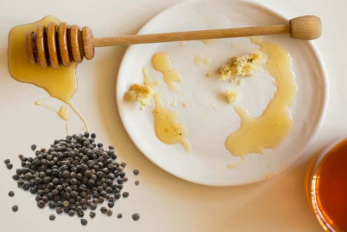 black-pepper-onion-juice-and-honey.jpg