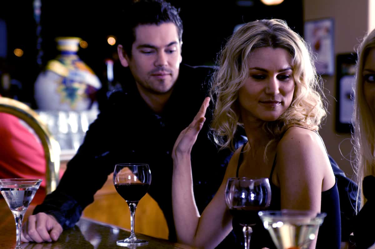 Non-Creepy Way To Approach A Woman Facts