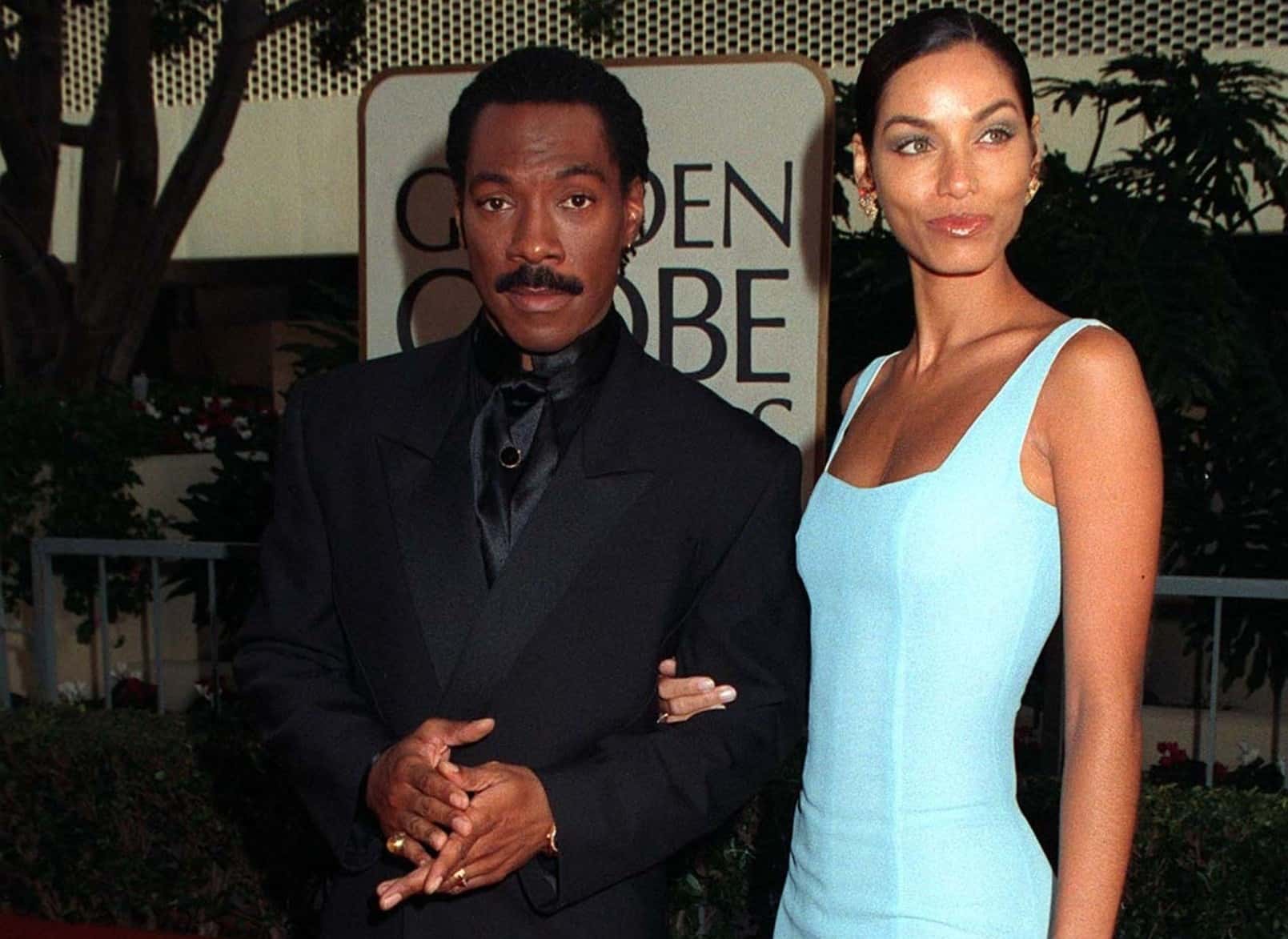 Actor Eddie Murphy & wife Nicole at the Golden Globe Awards