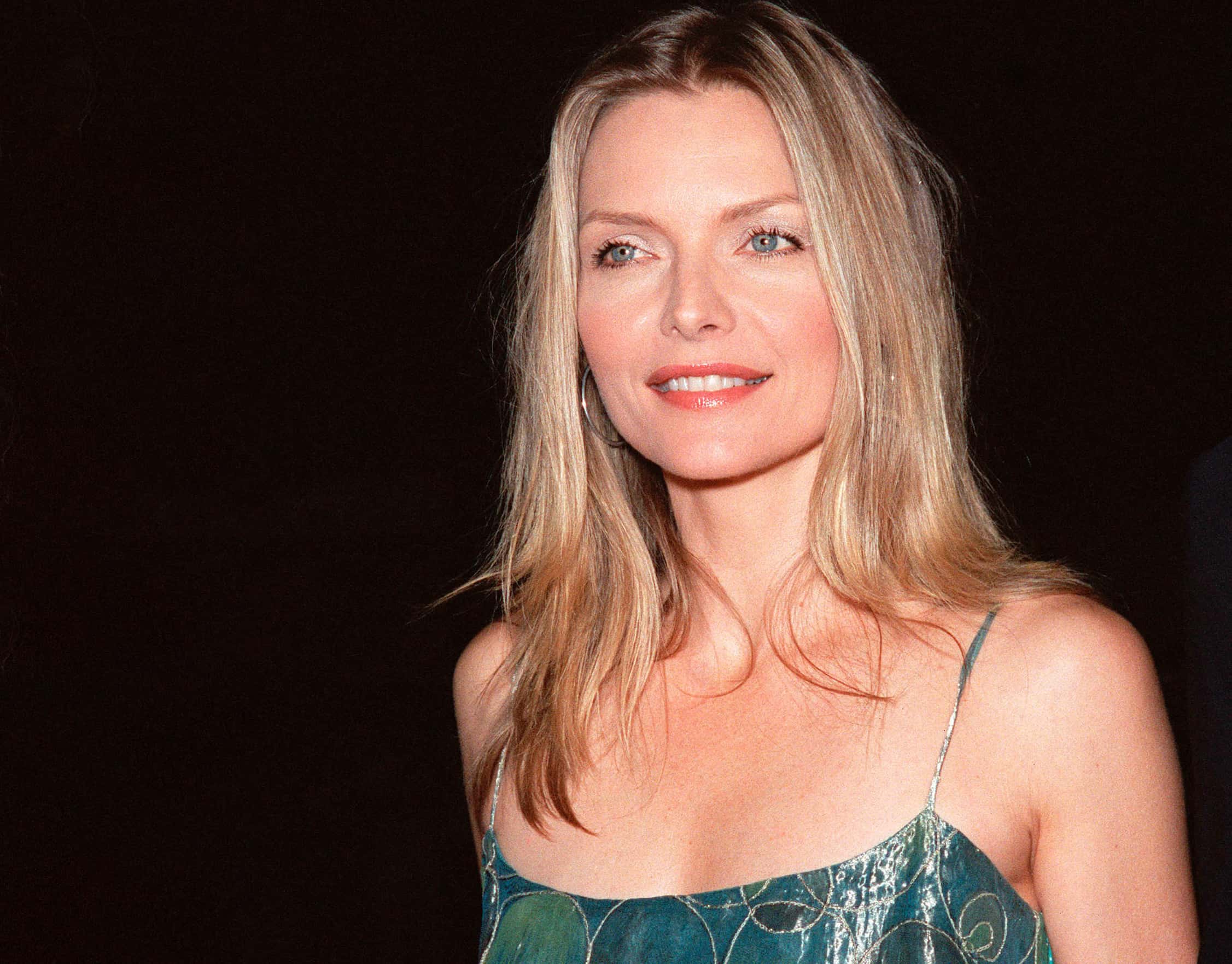 American actress Michelle Pfeiffer at the Los Angeles premiere of "The Story of Us"