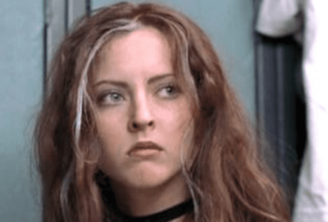 Terrifying Facts About Cinema's Greatest Scream Queens - Factinate