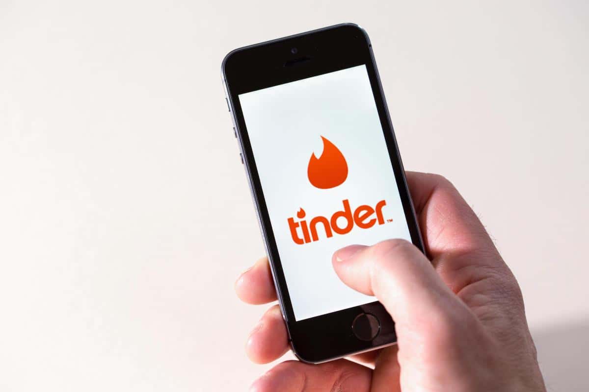 Memorable Tinder Dates facts