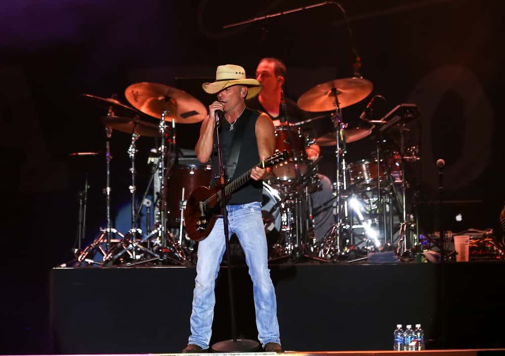 Singer Kenny Chesney performing onstage