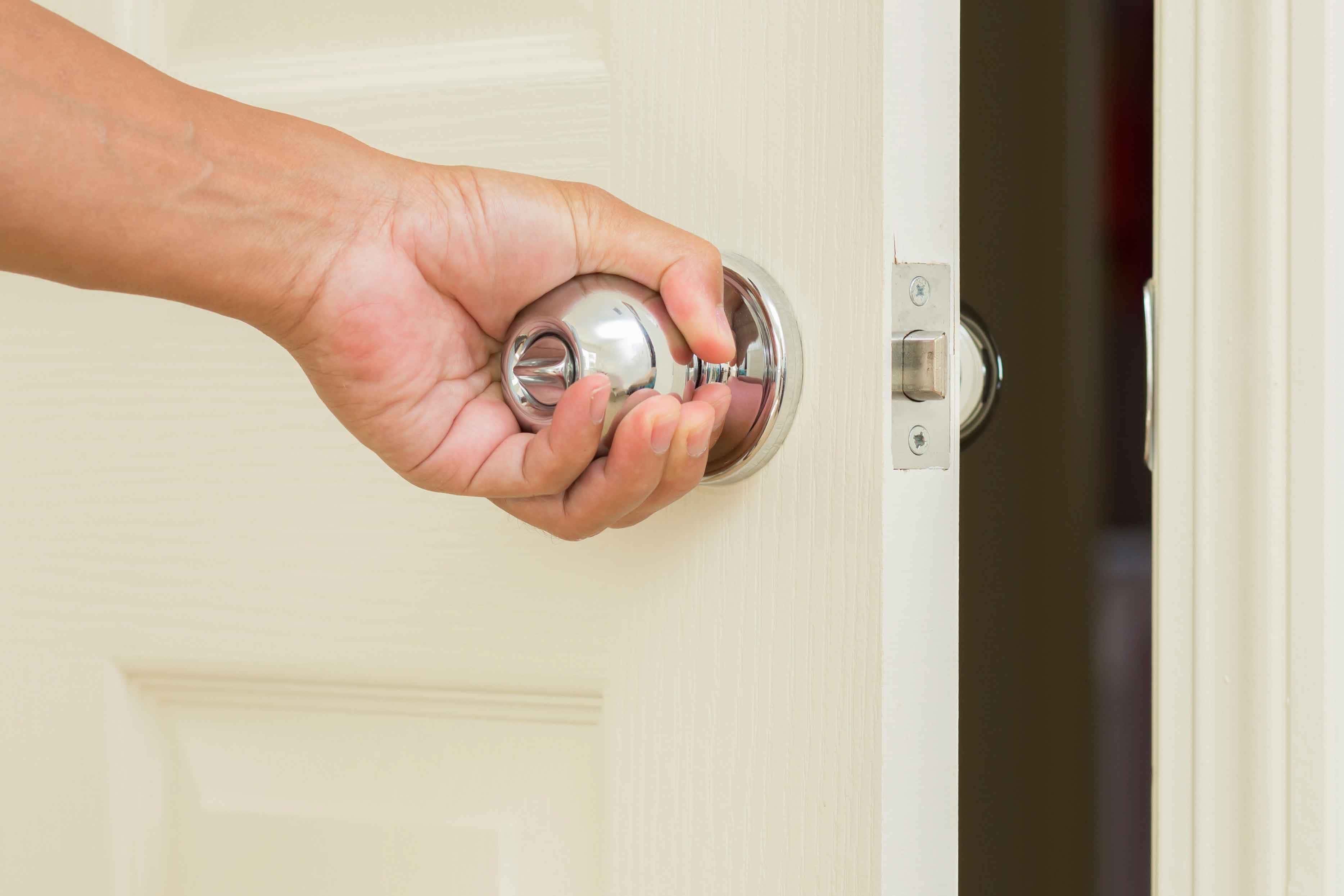 Don't Tell Mom facts