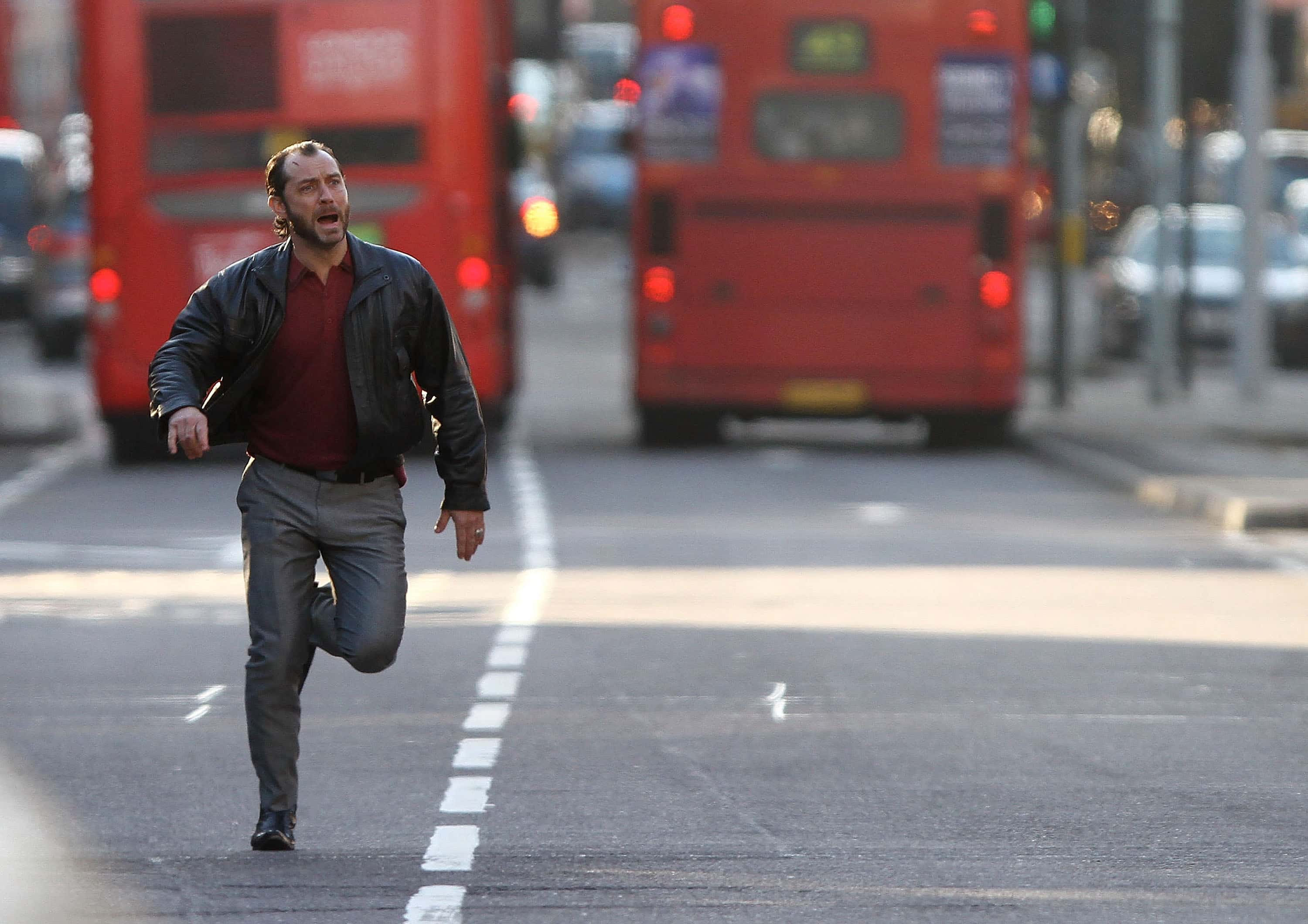 Portrait Photo of Jude Law on the movie set of 'Dom Hemingway'