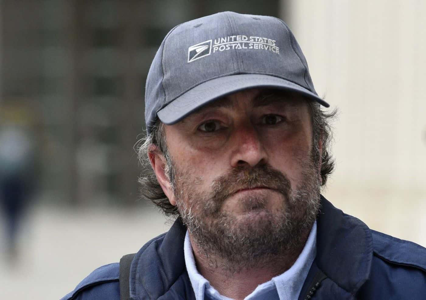 Mistaken For Employees While Shopping facts