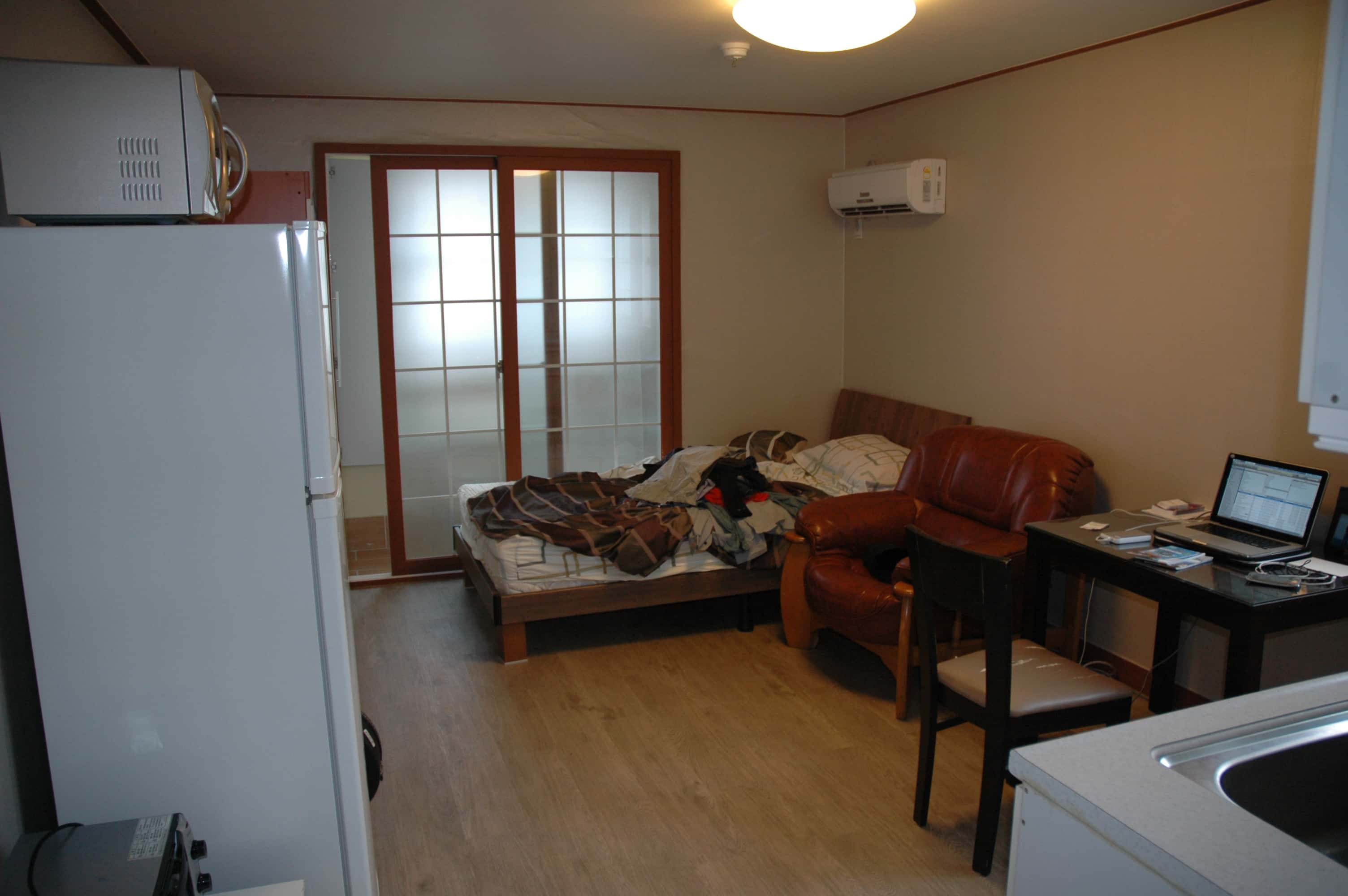 Strangest Find in a Hotel Room facts