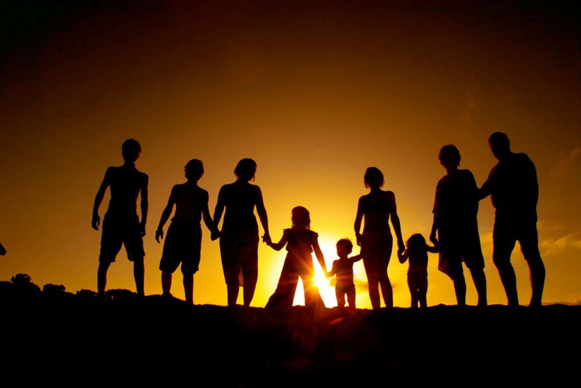 Wealthy People Who Lost Everything facts