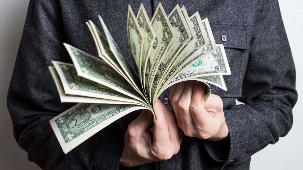 Cringeworthy Dates facts