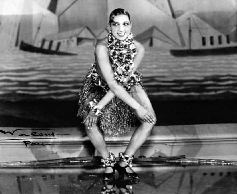 Josephine Baker dancing the Charleston 