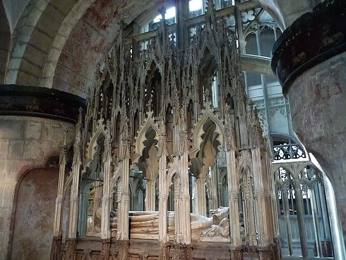 Queen Isabella Facts