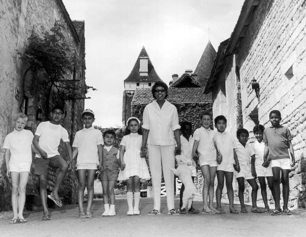 Josephine Baker Surrounded By Her Eleven Children In Dordogne, France.