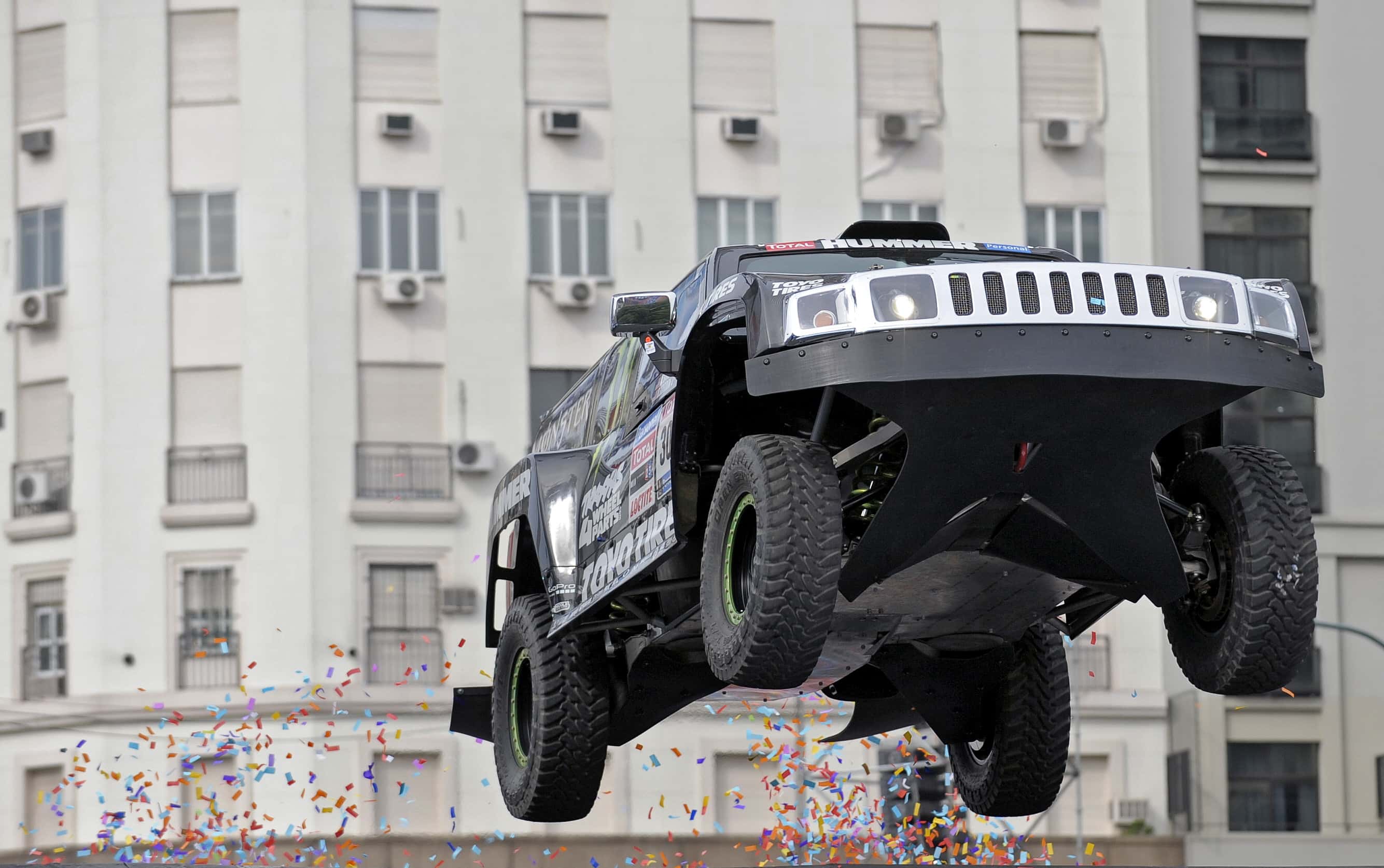 Robby Gordon steers his Hummer with co-driver Andy Grider.