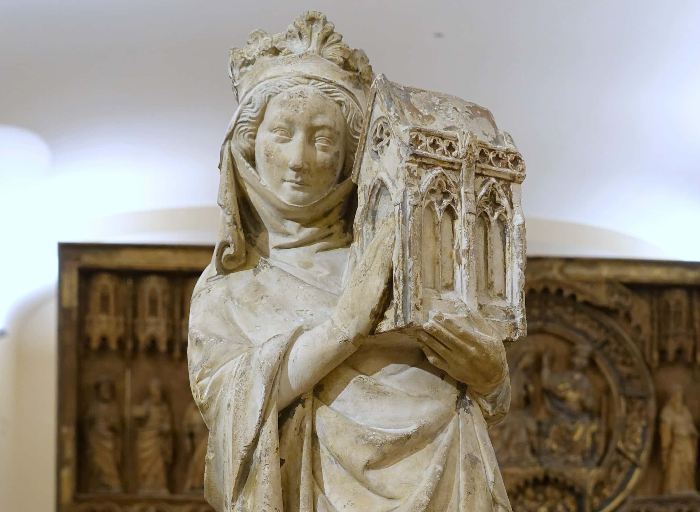 Queen Isabella Facts