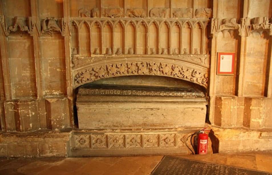 Queen Isabella Facts