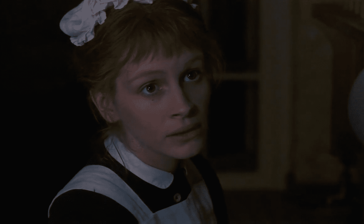 A screenshot of the movie Mary Reilly