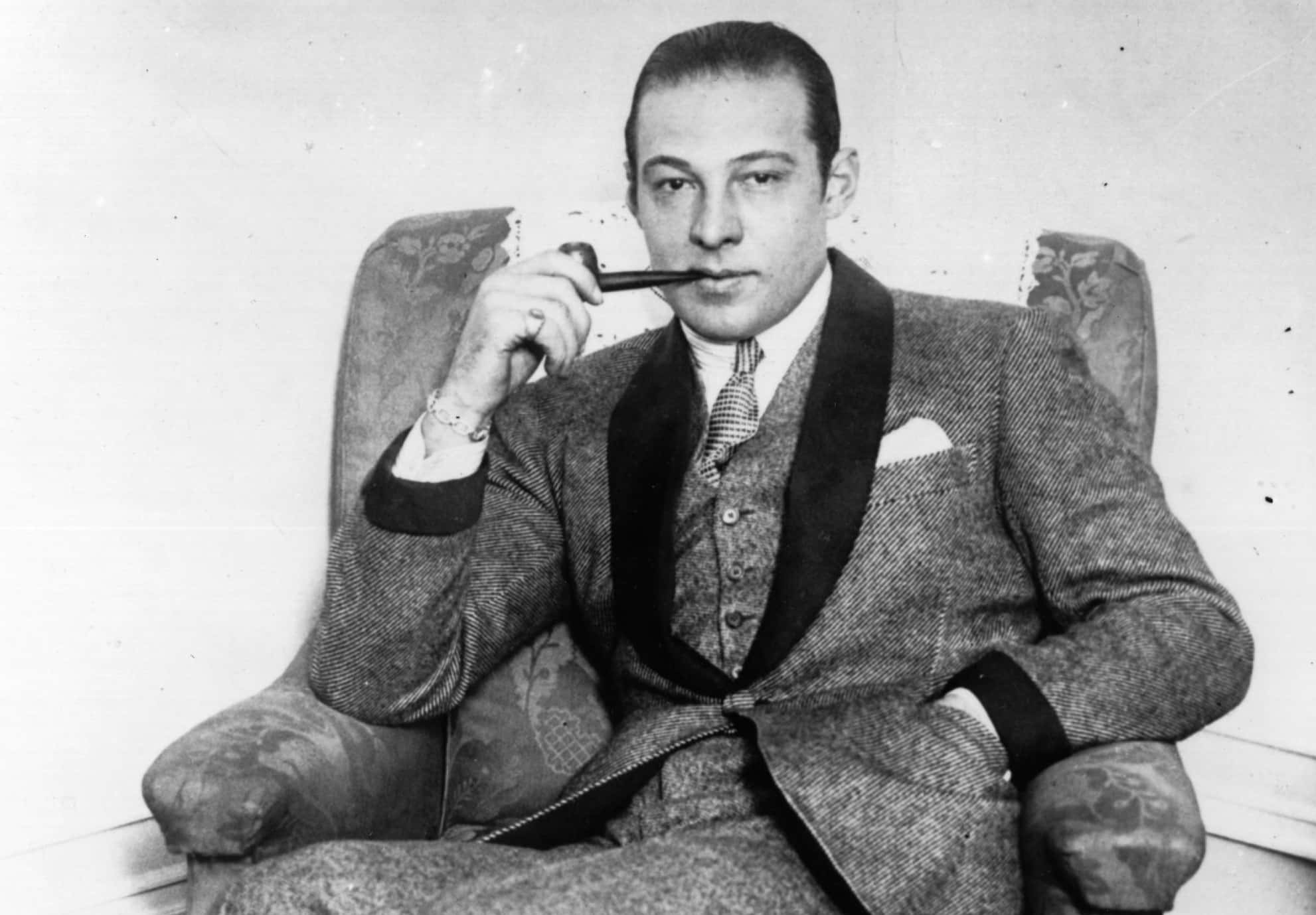 Rudolph Valentino facts