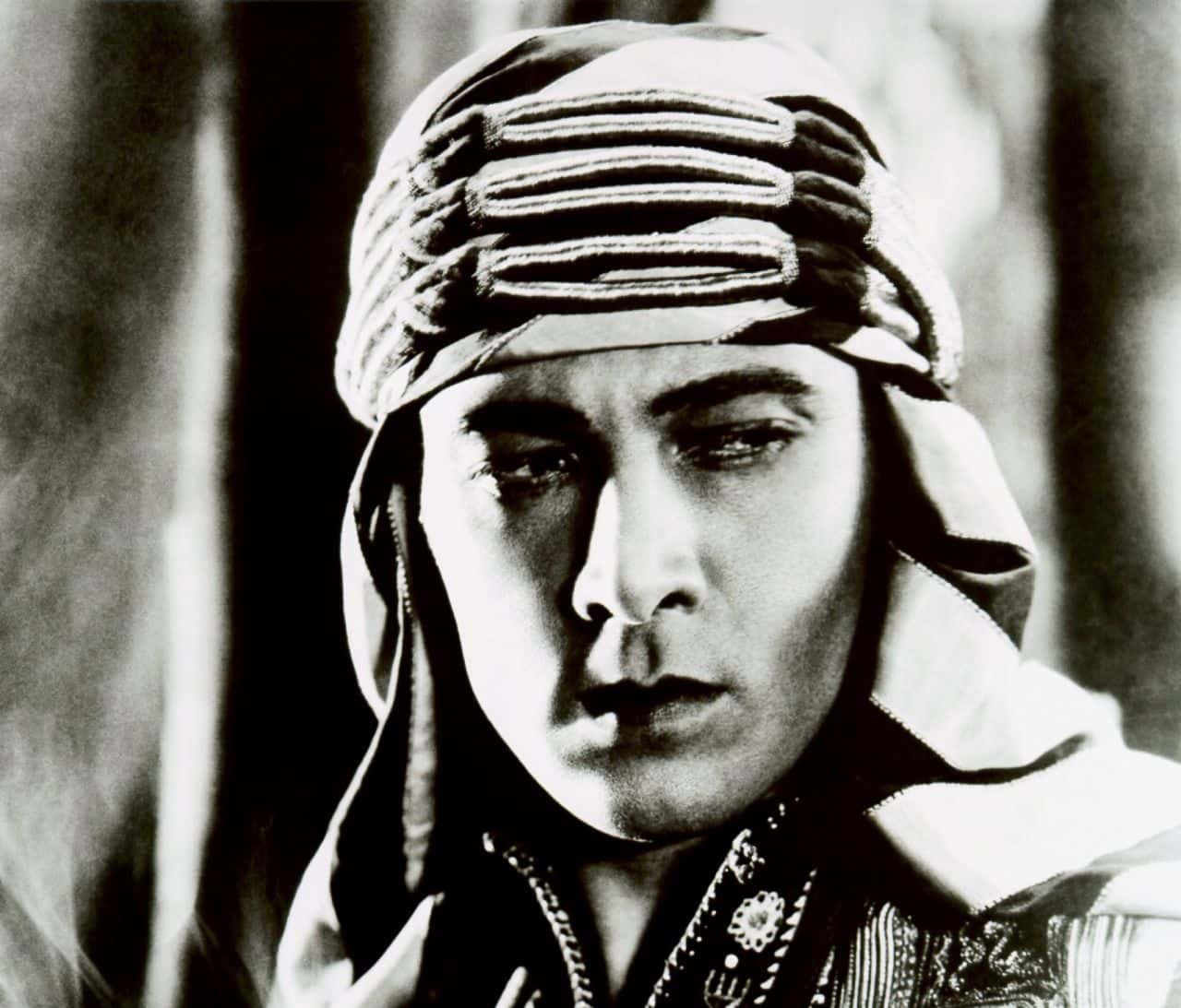 Rudolph Valentino facts