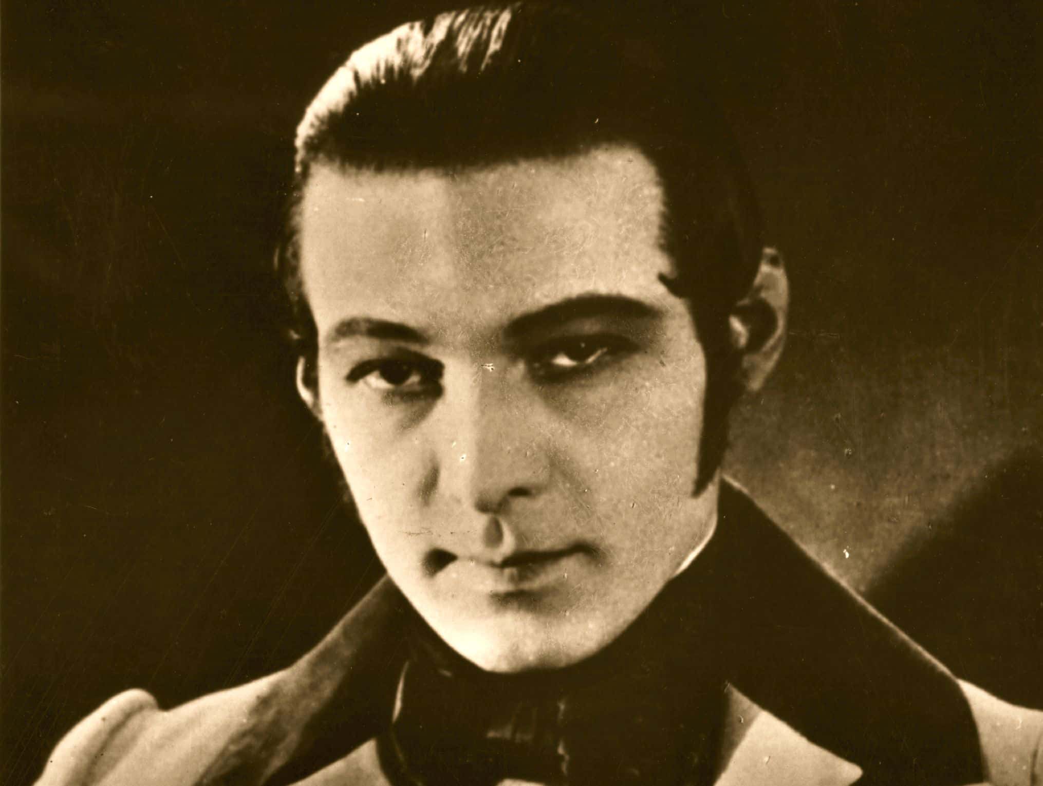 Rudolph Valentino facts