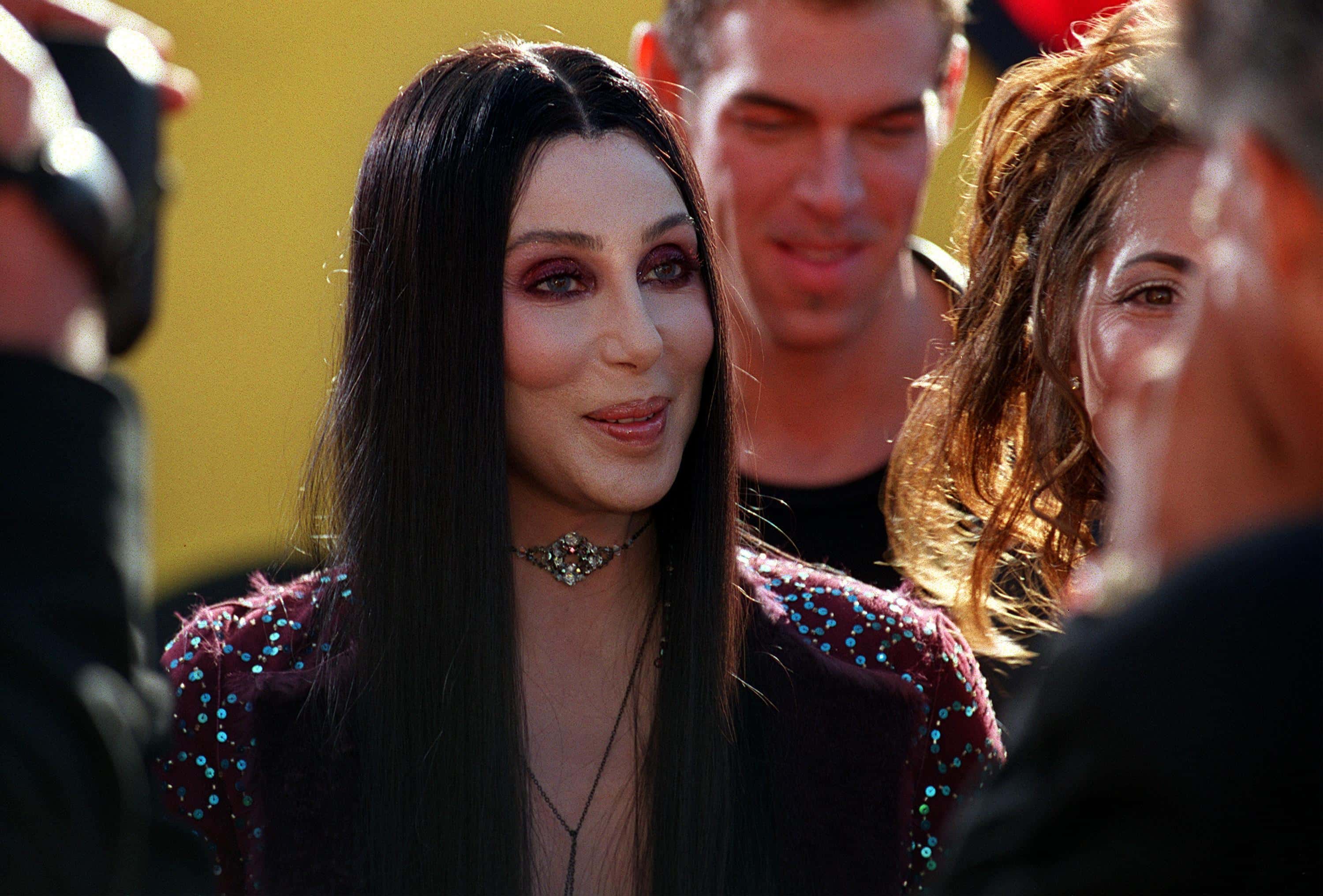 Cher arrives at the 52nd Annual Primetime Emmy Awards