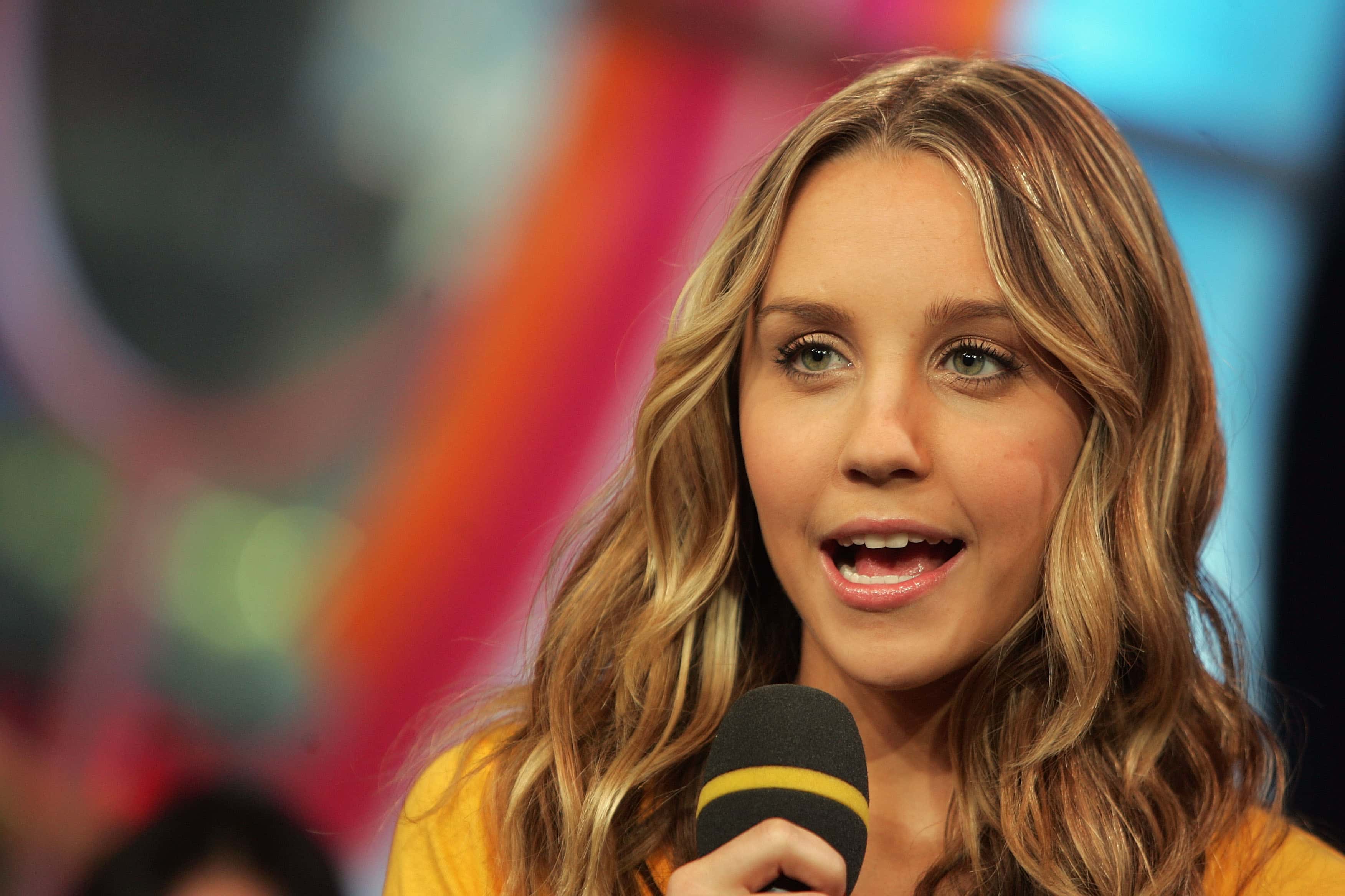 Amanda Bynes appears on stage during MTV's Total Request Live 