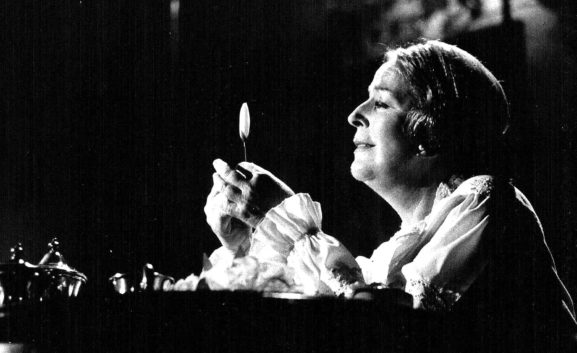 Emily Dickinson Facts