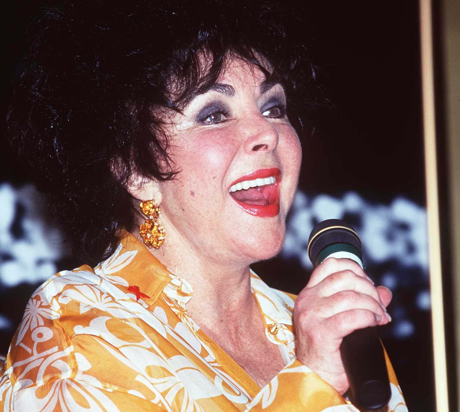 Elizabeth Taylor Facts