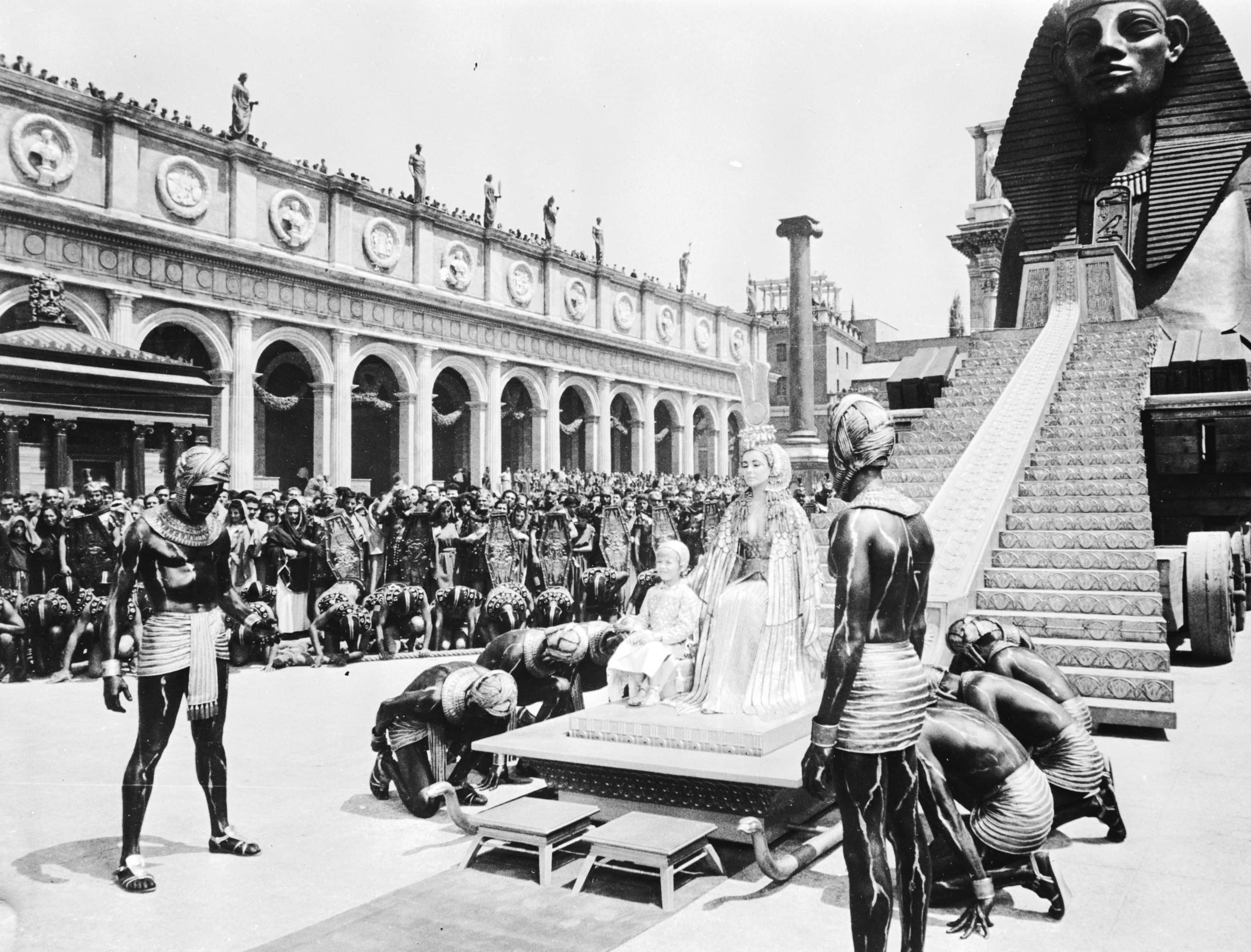 Elizabeth Taylor Facts