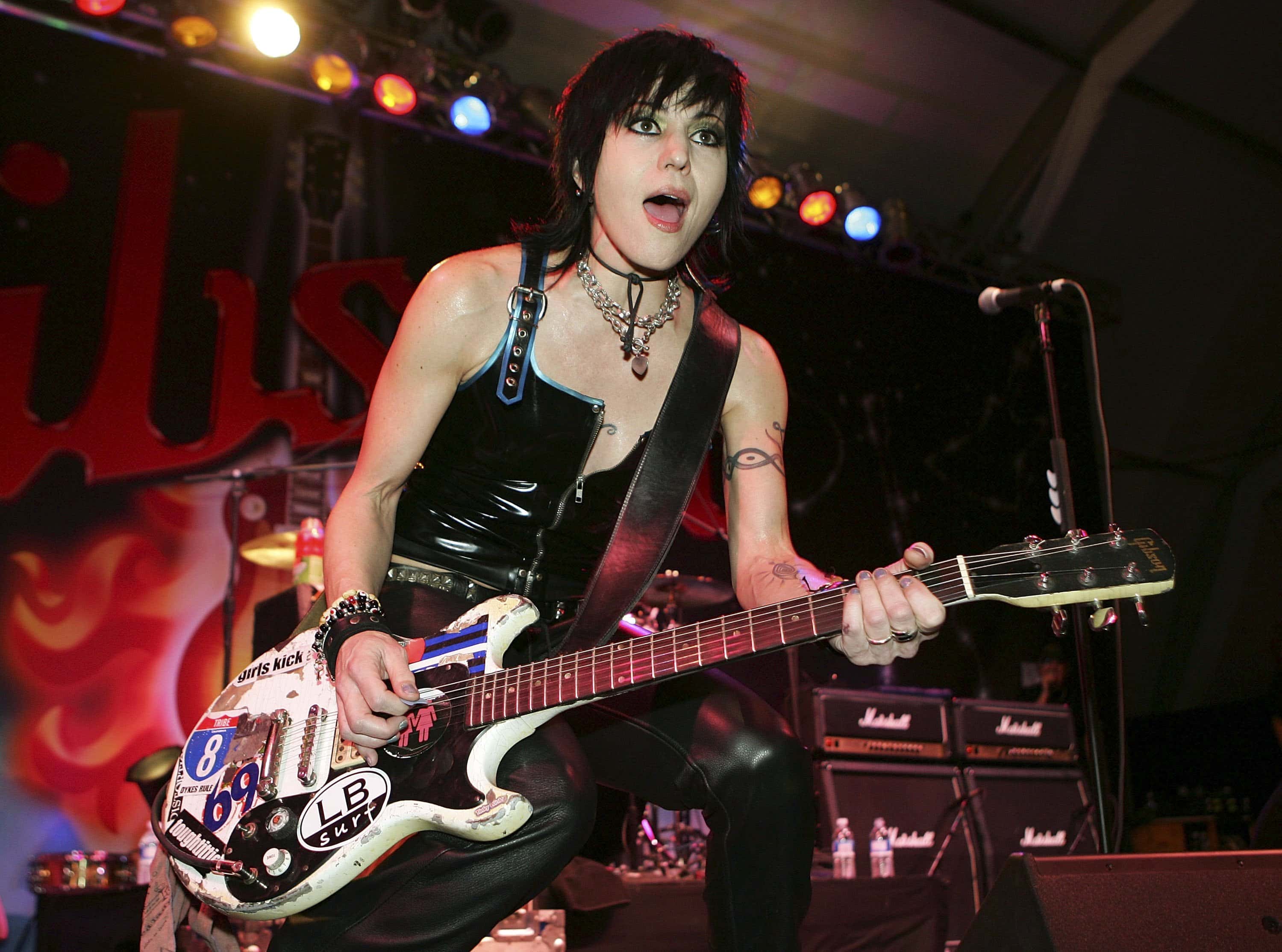 Joan Jett Facts