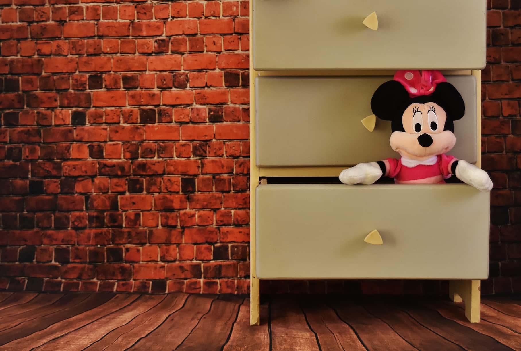 Scariest Things They've Woken Up To facts