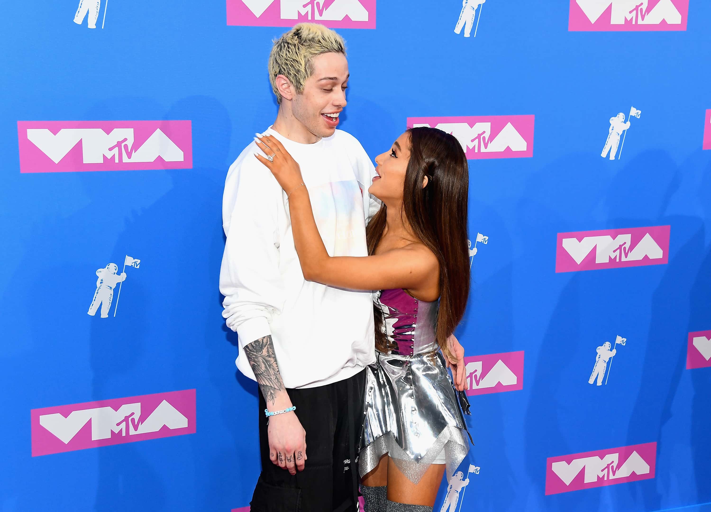 Pete Davidson and Ariana Grande attends the 2018 MTV Video Music Awards