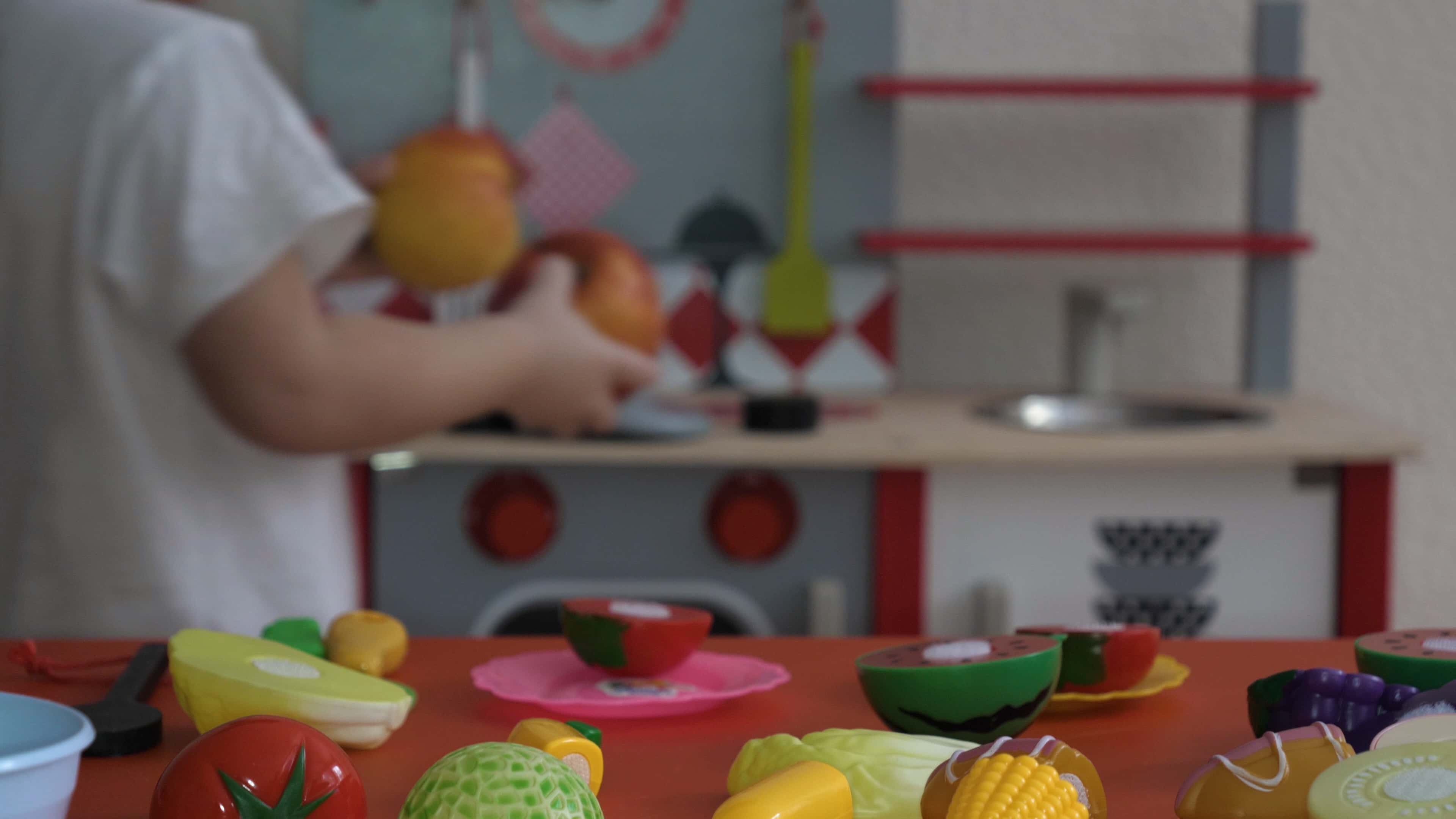 Kid's Home Life Facts