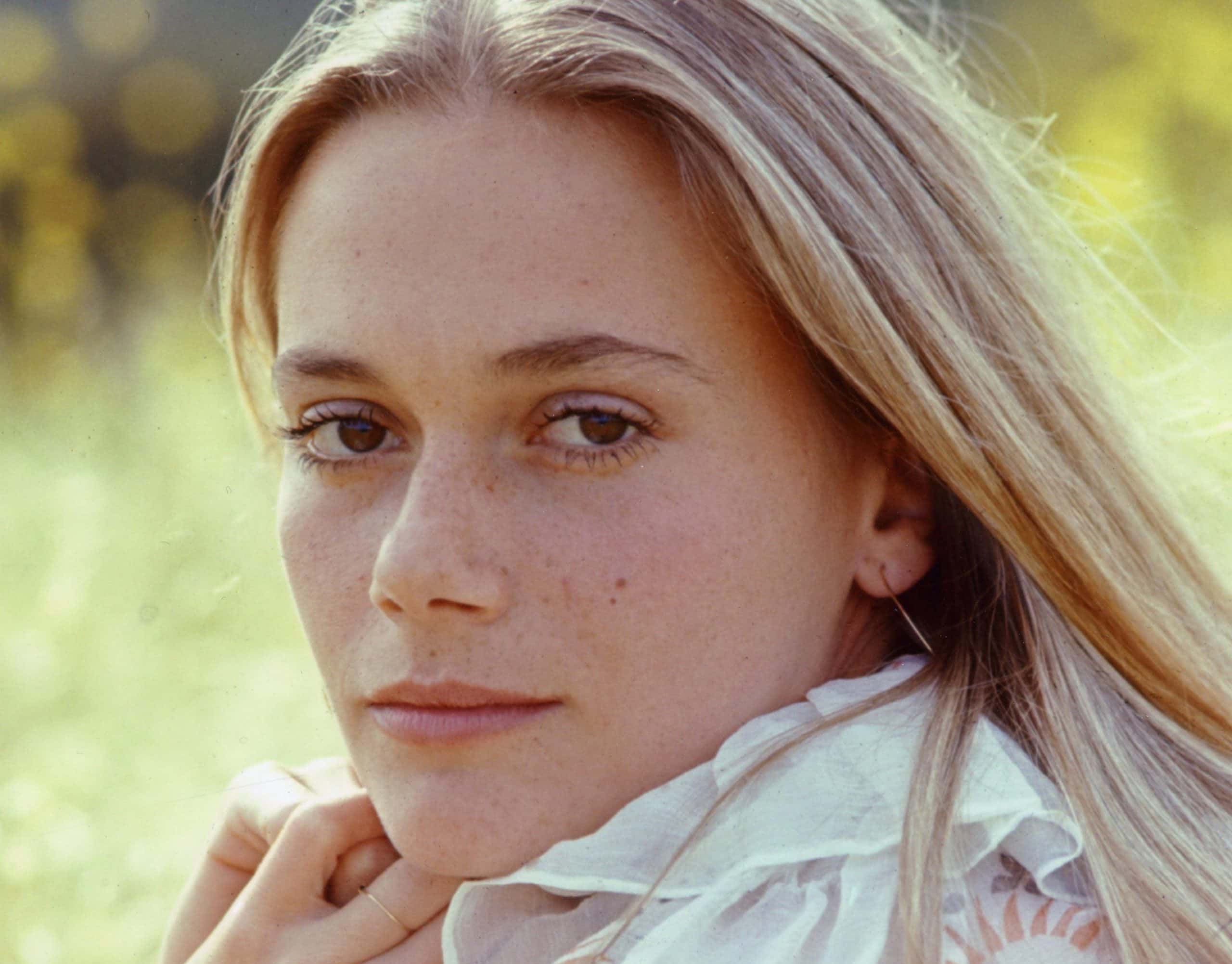 Peggy Lipton Facts