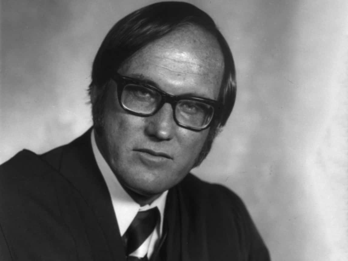 William Rehnquist official portrait 1972 in Court dress