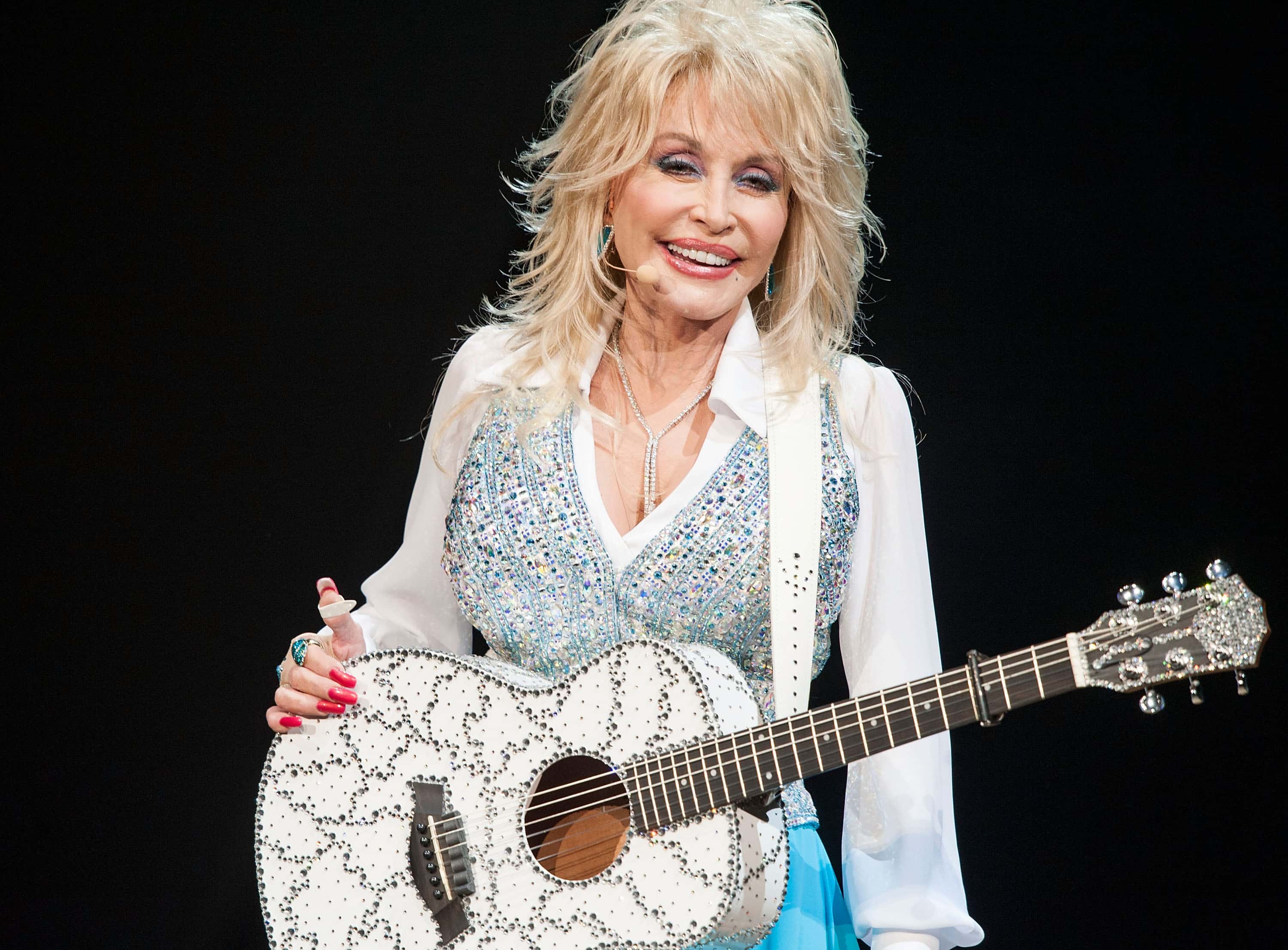 Dolly Parton Facts