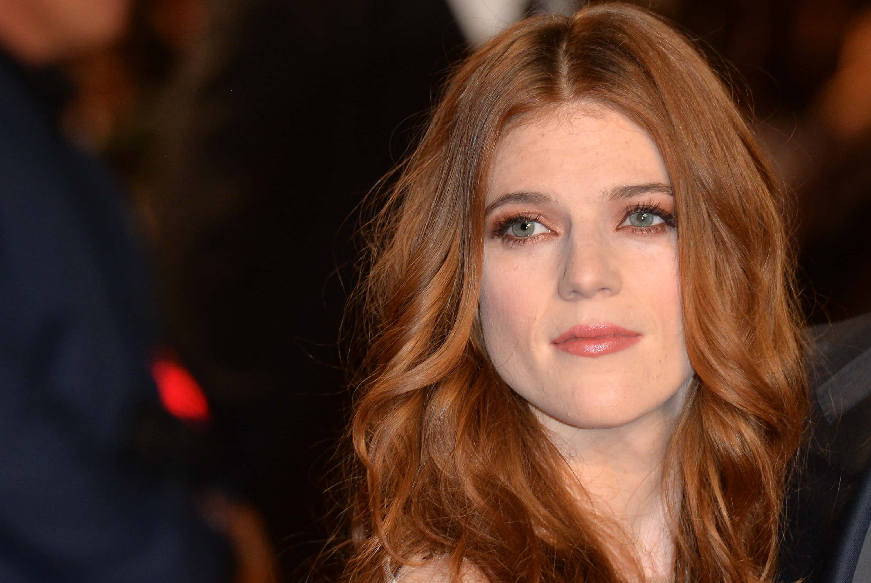 Rose Leslie attends a Premiere