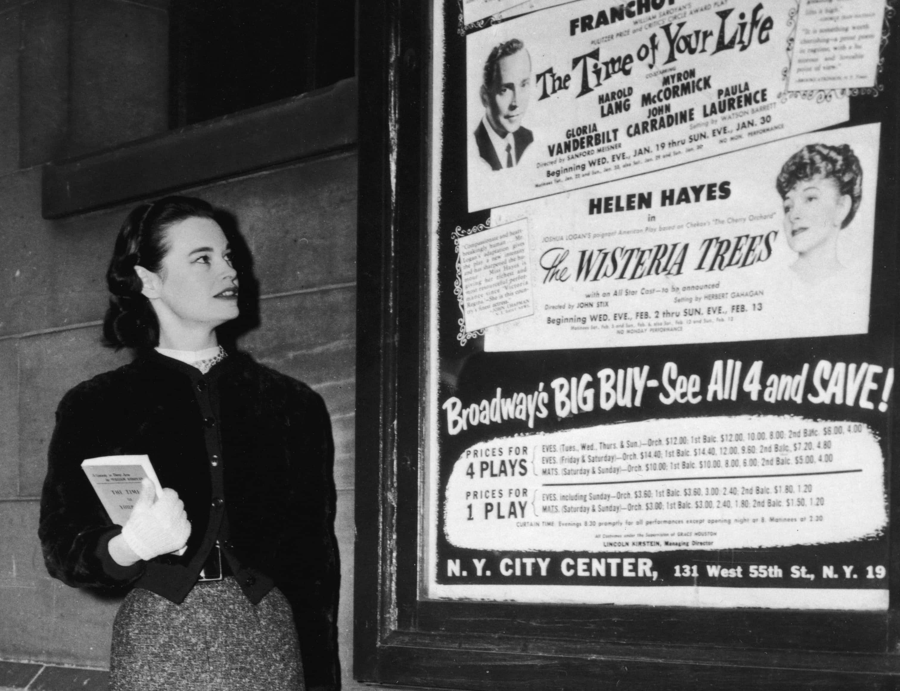 Gloria Vanderbilt Facts