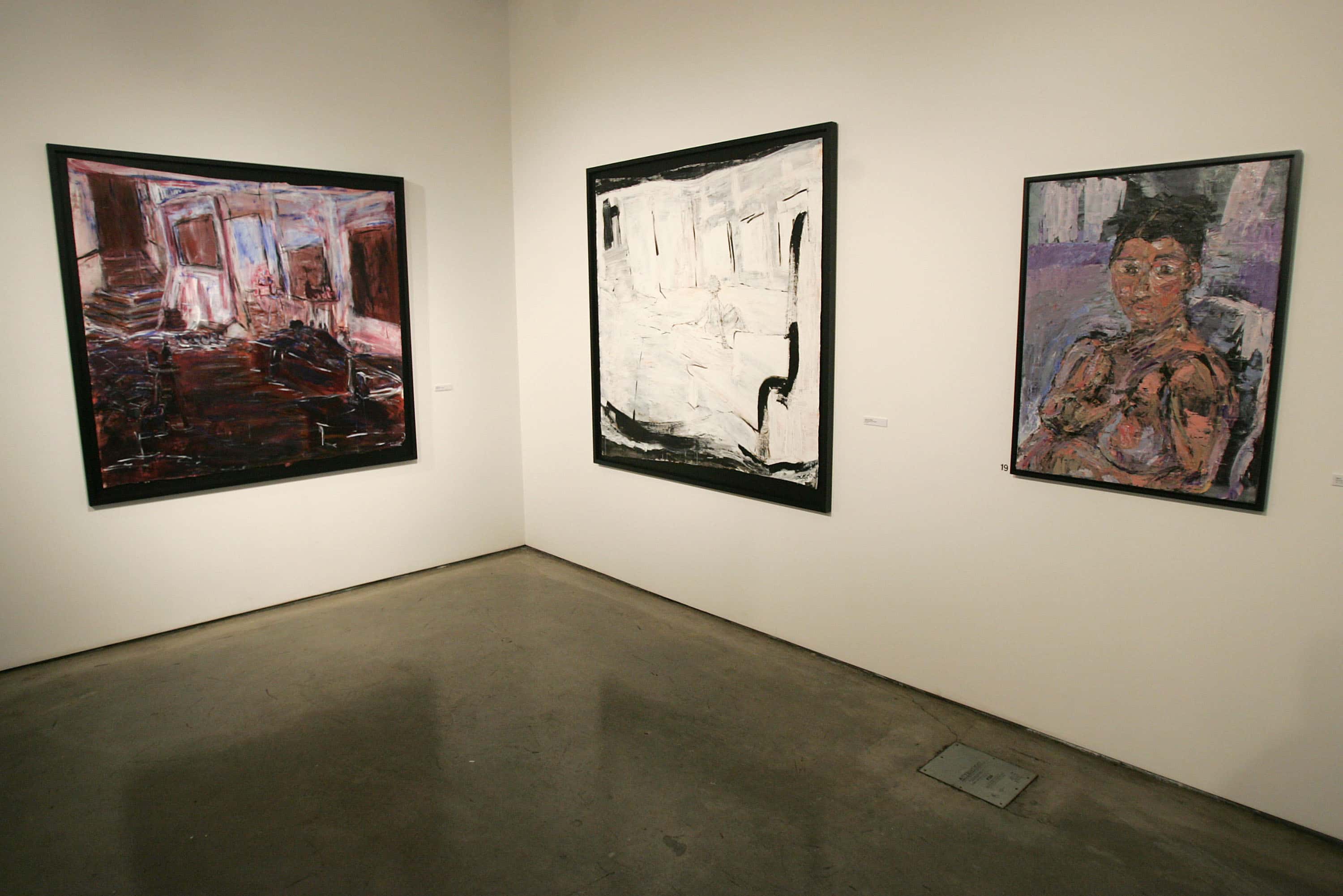  General view at Lucy Liu's art exhibit and auction - 2006