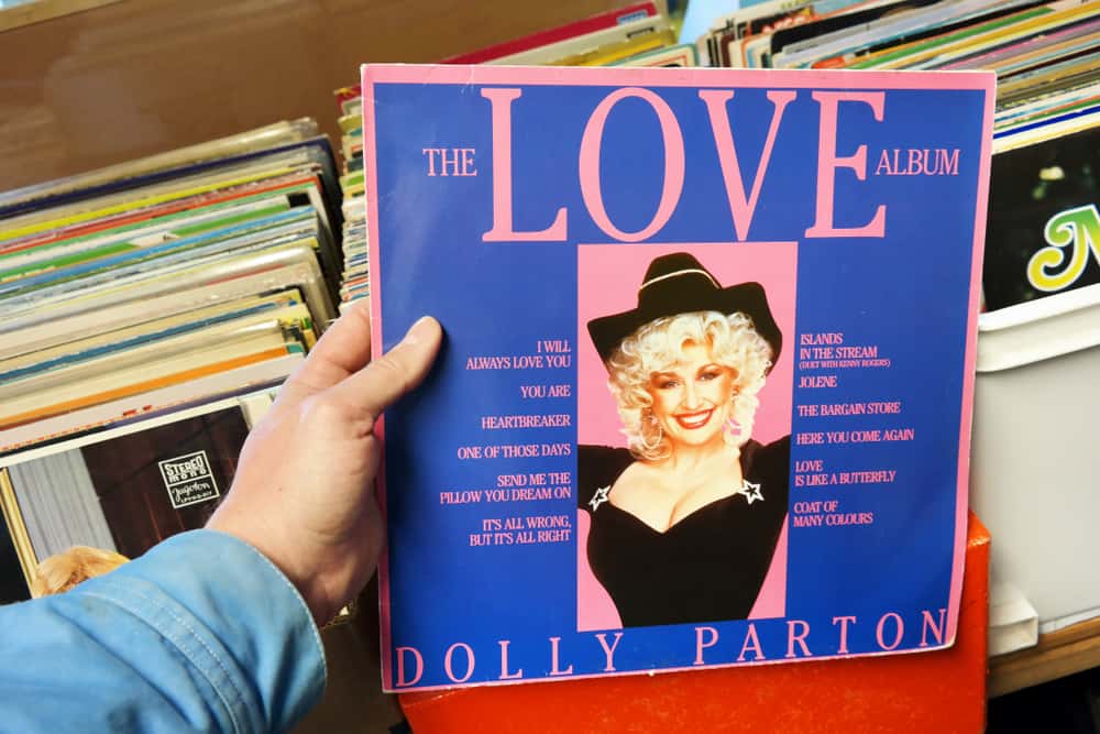 Dolly Parton Facts