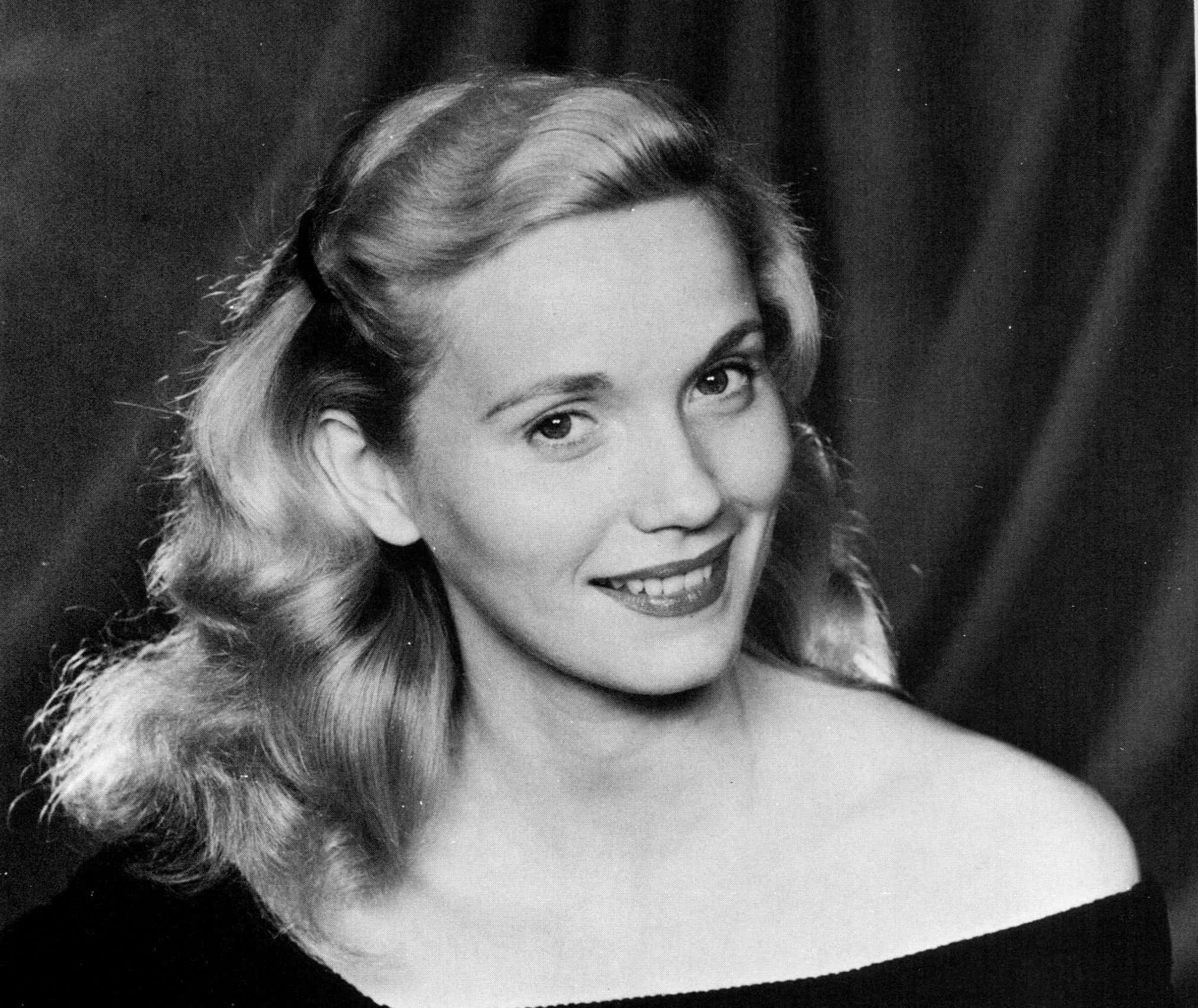 Eva Marie Saint in black