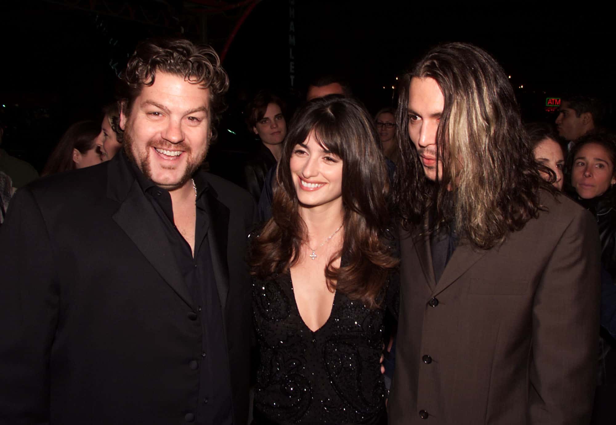 Ted Demme, Penelope Cruz and Johnny Depp at the premiere of 'Blow' 2001