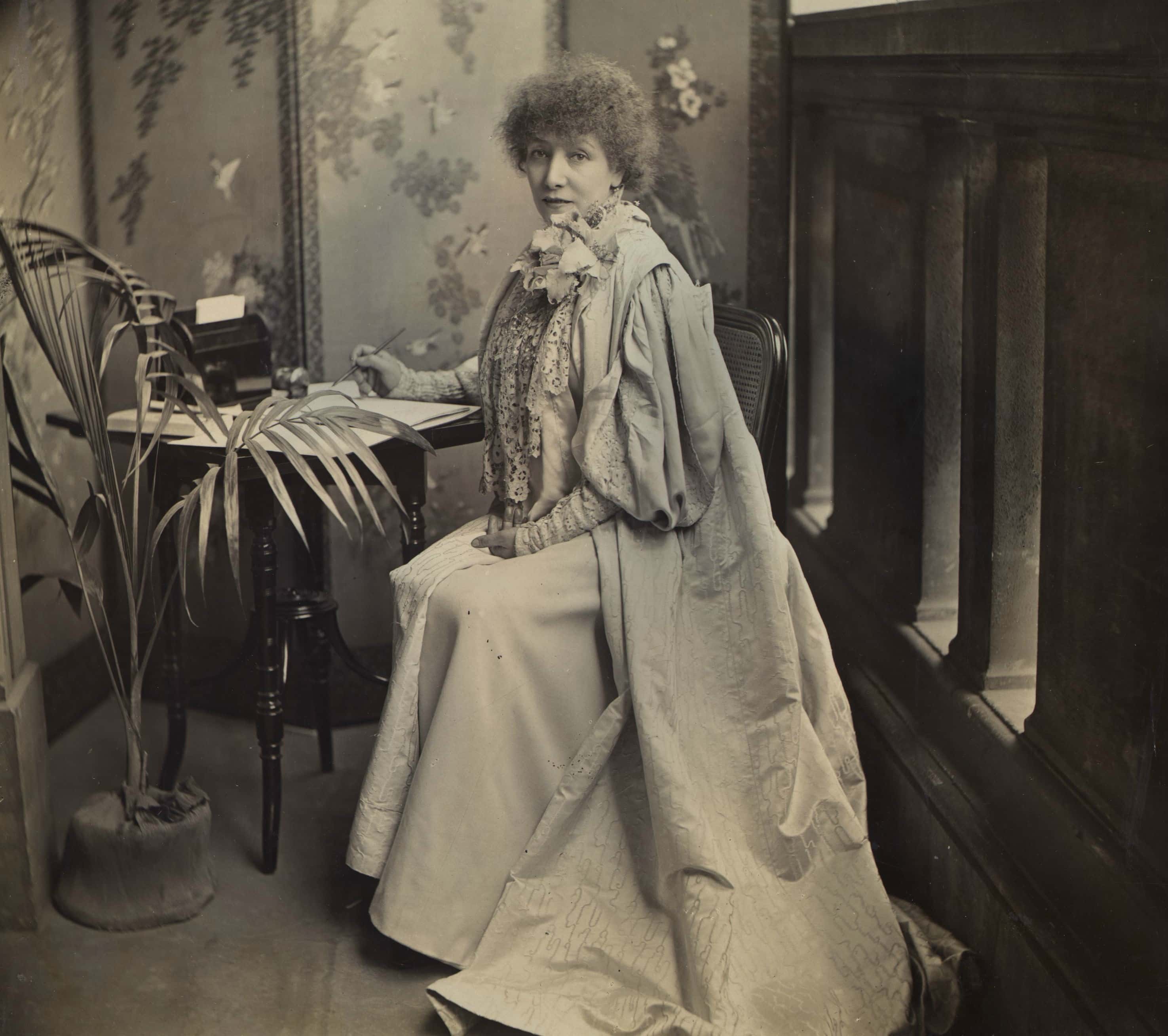 Sarah Bernhardt writing 