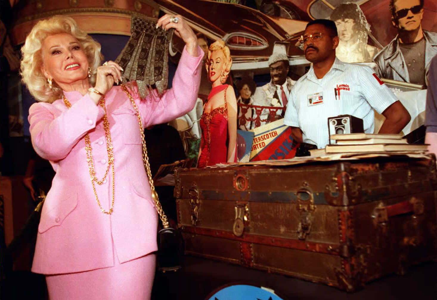 Zsa Zsa Gabor in pink suit